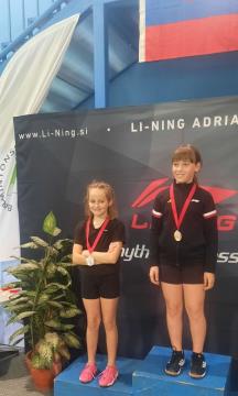 Urša s srebrno medaljo in zmagovalka Erika Horvat